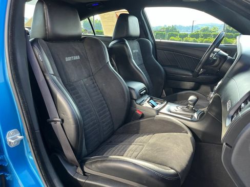 Used 2023 Dodge Charger R/T w/ Daytona Edition Group RWD image 31