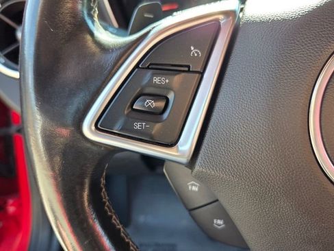 Used 2020 Chevrolet Camaro LT image 28