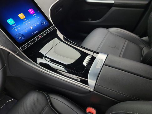 Certified 2026 Mercedes-Benz GLC 300 image 11