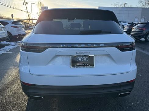 Used 2023 Porsche Cayenne image 6