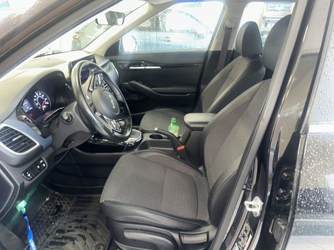 Used 2022 Kia Seltos S AWD/4WD image 6