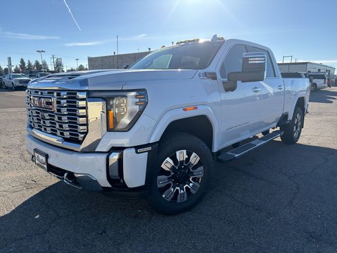 New 2026 GMC Sierra 2500 Denali w/ Denali Reserve Package image 1