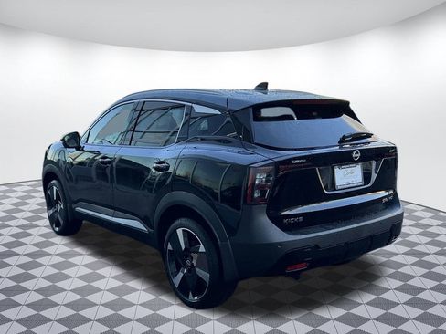 New 2025 Nissan Kicks SR w/ Illumination Package image 5