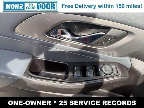Used 2019 Chevrolet Traverse LT image 11