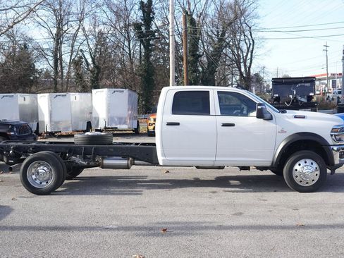 New 2026 RAM 4500 Tradesman w/ Chrome Appearance Group image 3