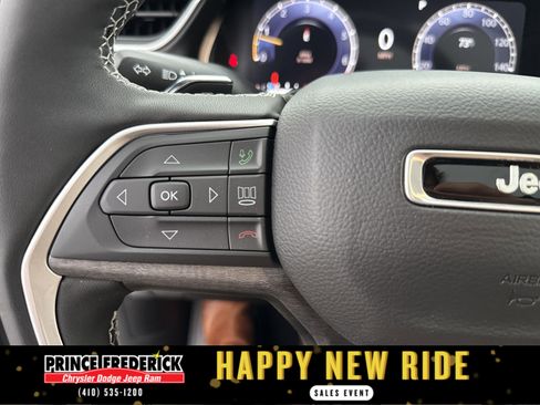 New 2025 Jeep Grand Cherokee L Limited w/ Black Appearance Package image 25