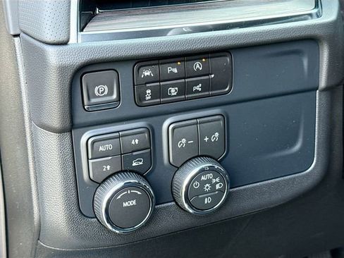 New 2025 Chevrolet Tahoe Premier image 11