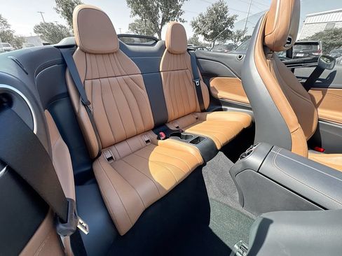 Used 2024 Mercedes-Benz CLE 300 4MATIC Cabriolet image 31