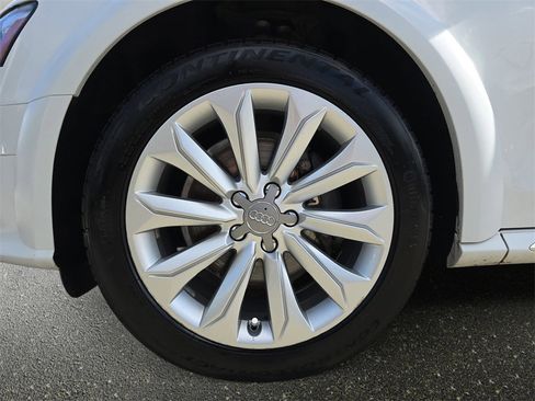 Used 2015 Audi A4 2.0T Premium Plus w/ Technology Package image 37