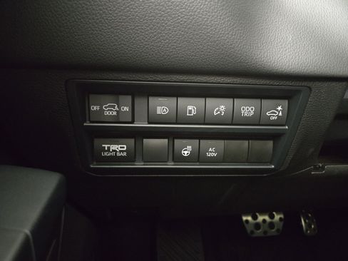 Used 2024 Toyota Sequoia TRD Pro image 31