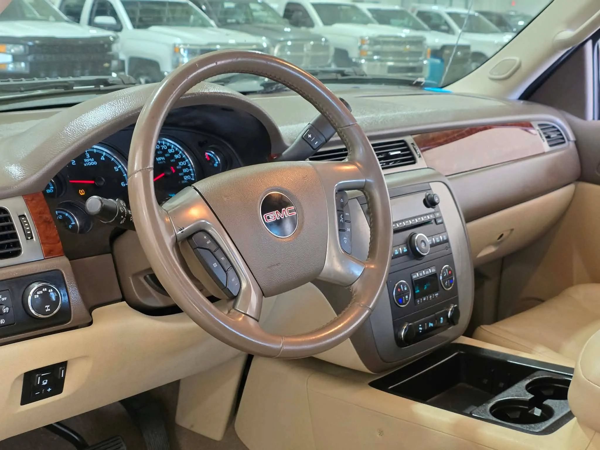 Used 2012 GMC Sierra 1500 SLT w/ SLT Convenience Package AWD/4WD image 9