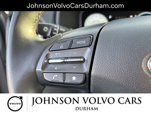 Used 2022 Hyundai Kona Limited w/ Winter Weather Package image 23