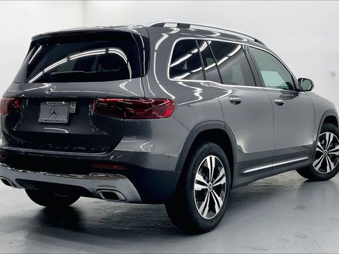 New 2026 Mercedes-Benz GLB 250 image 8