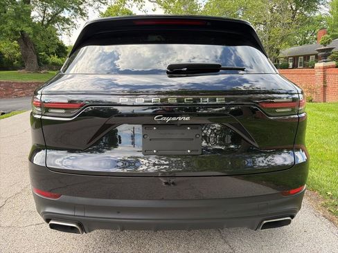 Used 2020 Porsche Cayenne AWD/4WD image 5