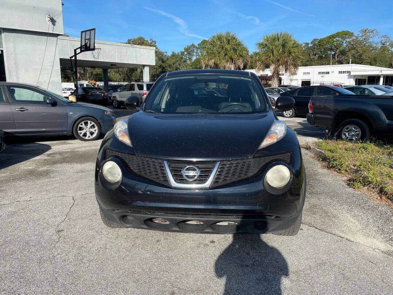 Used 2011 Nissan Juke SV FWD image 3
