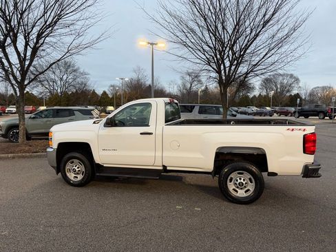Used 2016 Chevrolet Silverado 2500 W/T w/ Snow Plow Prep Package image 8