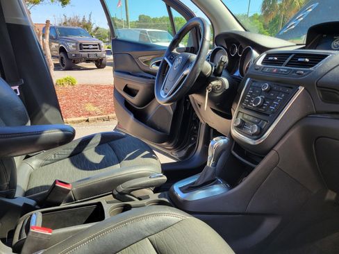 Used 2016 Buick Encore FWD image 39