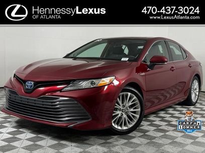 Used 2020 Toyota Camry XLE w/ Sunroof Package