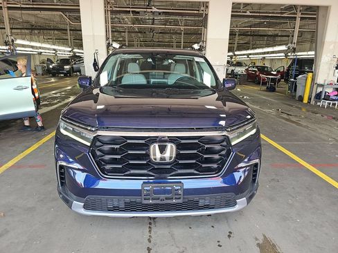 Used 2023 Honda Pilot Elite image 10