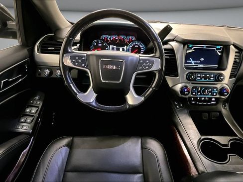 Used 2018 GMC Yukon SLT AWD/4WD image 8