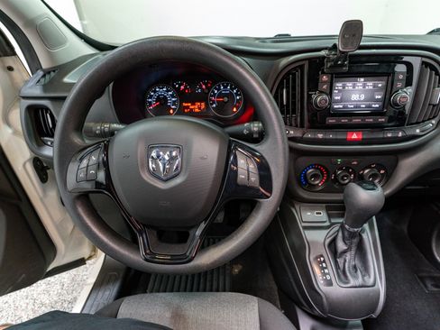 Used 2022 RAM ProMaster City Tradesman w/ Window Group 04 image 16