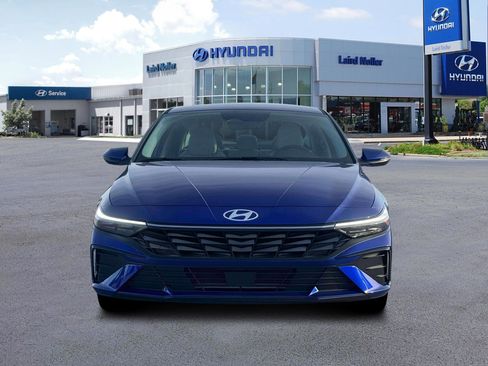 New 2026 Hyundai Elantra Limited image 12