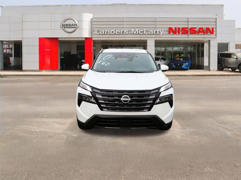New 2026 Nissan Rogue SV w/ Cold Weather Package FWD image 8