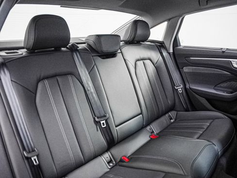 New 2026 Audi A6 Premium Plus image 13