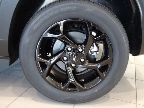 New 2026 Chevrolet Trax LT w/ Driver Confidence Package image 10