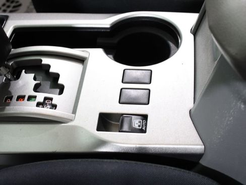 Used 2011 Toyota 4Runner SR5 image 28