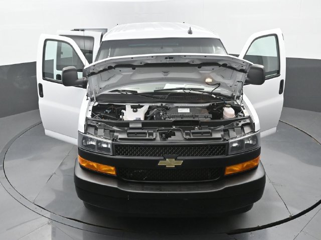Used 2022 Chevrolet Express 2500 LS w/ Driver Convenience Package RWD image 29