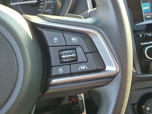 Used 2019 Subaru Impreza 2.0i Premium image 23