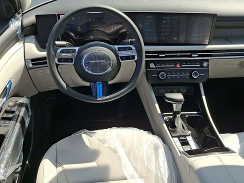New 2026 Hyundai Tucson SE FWD image 7