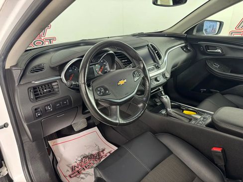 Used 2020 Chevrolet Impala LT w/ LT Convenience Package image 10
