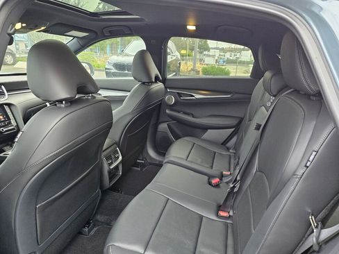 New 2025 INFINITI QX55 Essential image 21