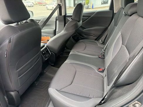 Used 2020 Subaru Forester Premium AWD/4WD image 5