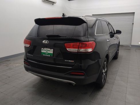 Used 2018 Kia Sorento EX FWD image 7