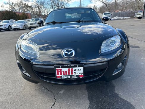 Used 2011 MAZDA MX-5 Miata Sport image 3