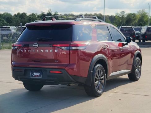 Used 2022 Nissan Pathfinder SV FWD image 7