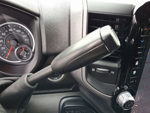 Used 2025 RAM 3500 Tradesman image 16