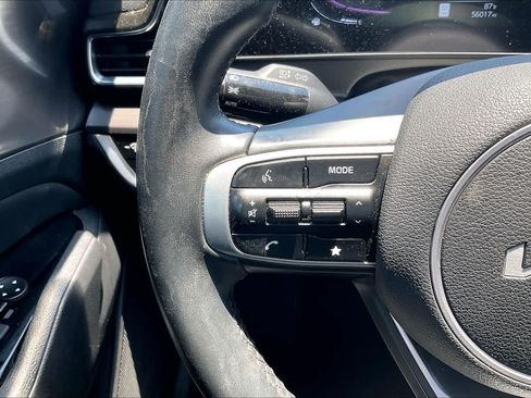 Certified 2025 Kia Sportage EX FWD image 21