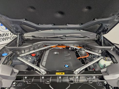 New 2026 BMW X5 xDrive50e w/ Premium Package image 20