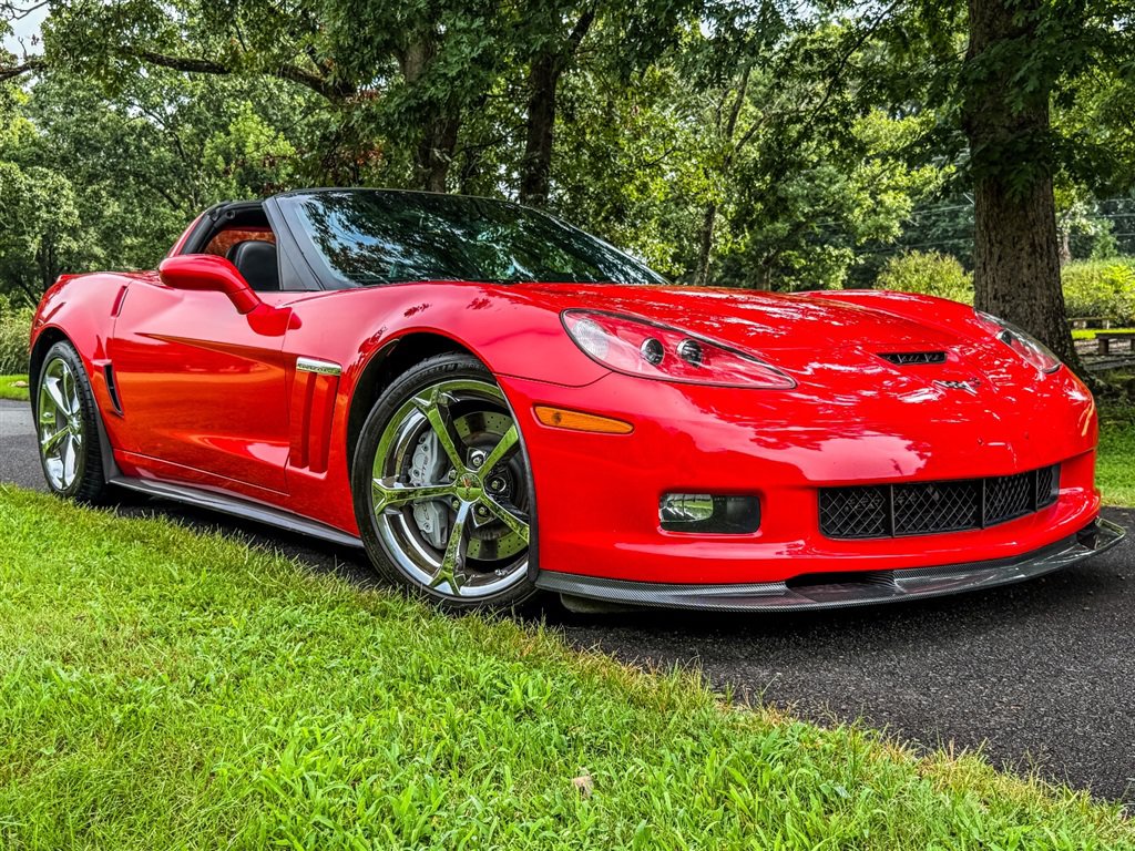 Used 2013 Chevrolet Corvette Grand Sport w/ 3LT Preferred Equipment Group RWD image 31
