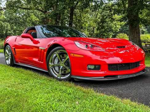 Used 2013 Chevrolet Corvette Grand Sport w/ 3LT Preferred Equipment Group RWD image 31