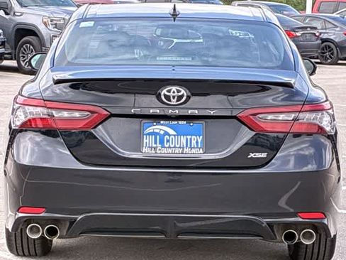 Used 2024 Toyota Camry XSE FWD image 5