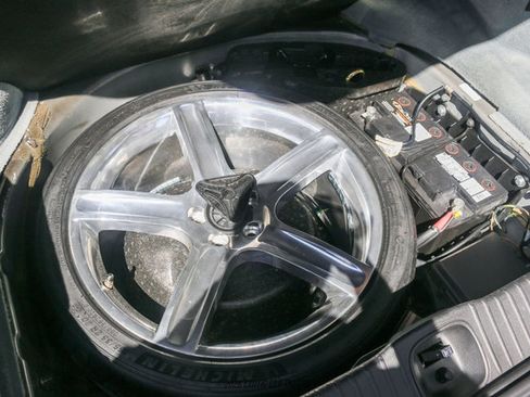 Used 2006 Jaguar XJ Vanden Plas Super V8 Portfolio image 57