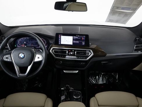 Used 2024 BMW X3 sDrive30i w/ Convenience Package RWD image 8