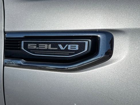 Used 2020 GMC Sierra 1500 SLE w/ SLE Convenience Package image 4