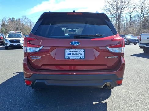 Used 2024 Subaru Forester Premium image 22