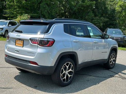 Certified 2024 Jeep Compass Limited w/ Sun and Sound Group AWD/4WD image 4